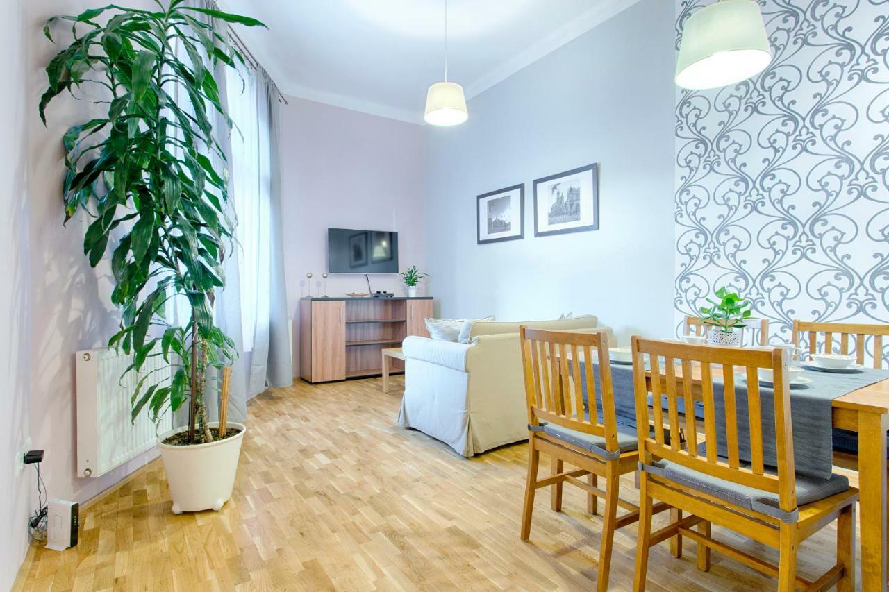 Apartamenty Classic Cracovia Esterno foto